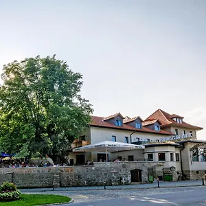 zkontrolujte dostupnost