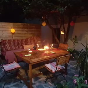 Maison Atypique Au Pied Du Chateau , Montélimar Frankreich
